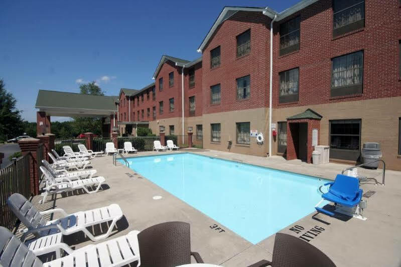 Four Points By Sheraton Raleigh Arena Exterior foto